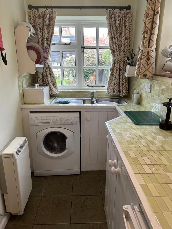 2 Bedroomed Near Quay Holiday home *